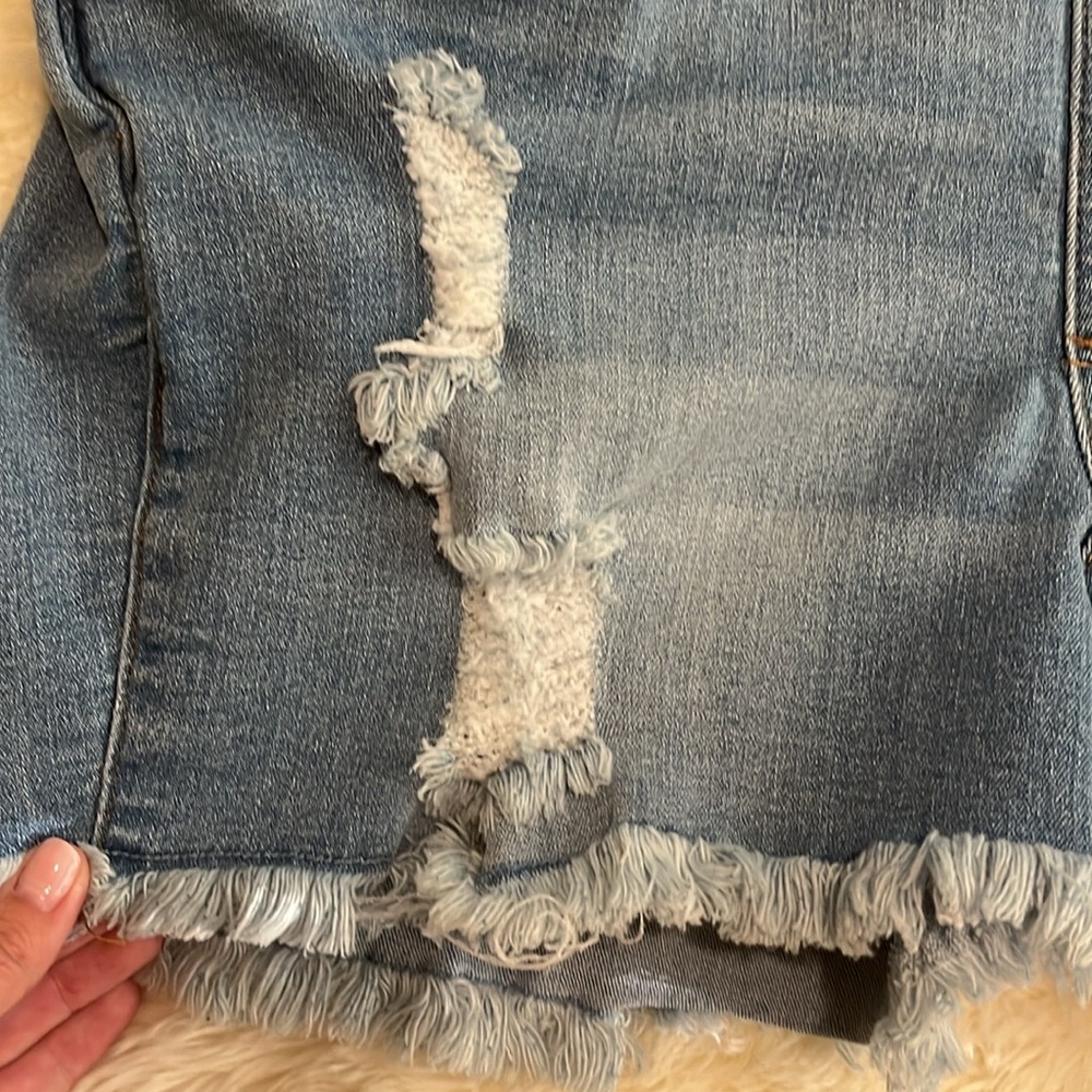 Venus Denim Overall Romper! - Picture 8 of 11